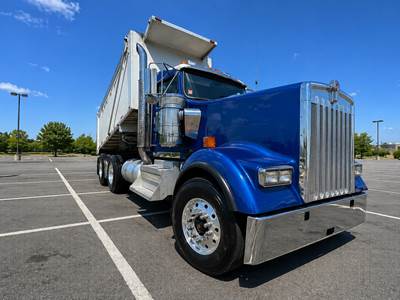 Kenworth W900L Dump Truck