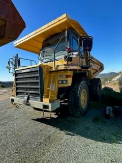 Komatsu Dump Truck