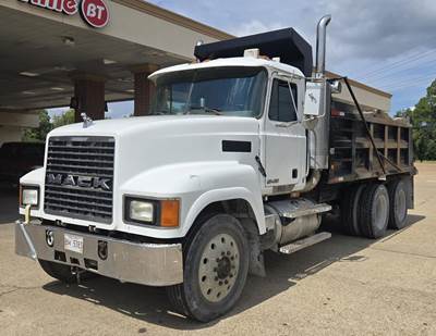 Mack CH613 Dump Truck