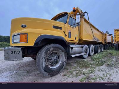 Mack CL713 Dump Truck
