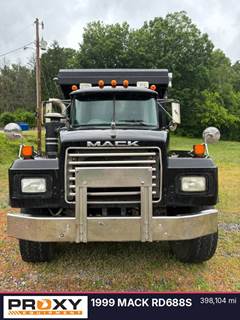 Mack RD688S Dump Truck