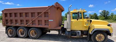 Mack RD688S Dump Truck