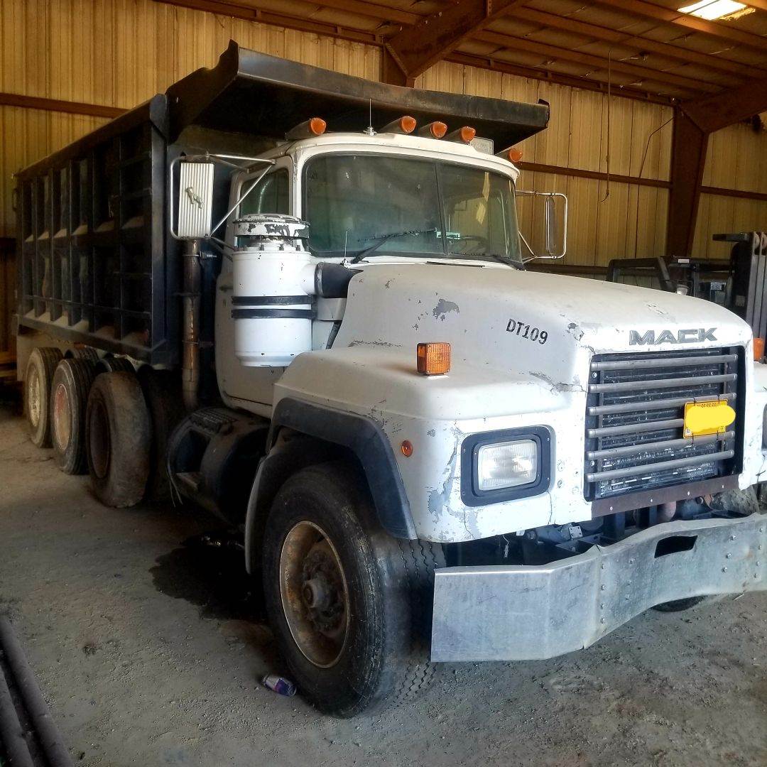 1997 Mack RD690S Dump Truck For Sale Vicksburg, MS RMU0K1V151514