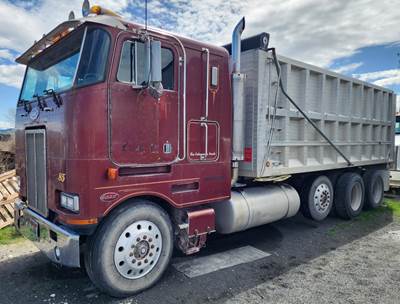 Peterbilt 362 Dump Truck