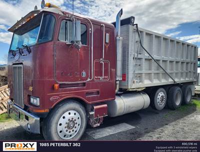Peterbilt 362 Dump Truck