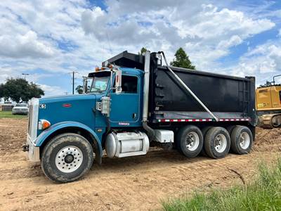Peterbilt 365 Dump Truck