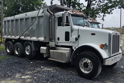 Peterbilt 365 Dump Truck