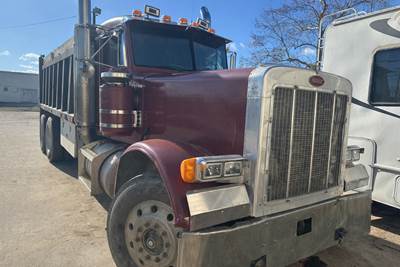 Peterbilt 379 Dump Truck