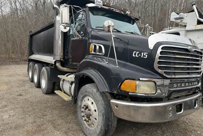 Sterling L9500 Dump Truck