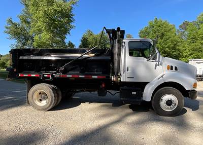 Sterling L9500 Dump Truck