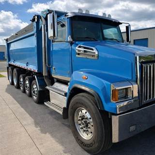 Western Star 4700 Dump Truck