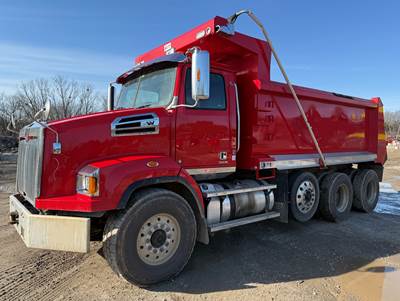 Western Star 4700SB Dump Truck