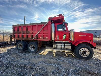 Western Star 4900 Dump Truck