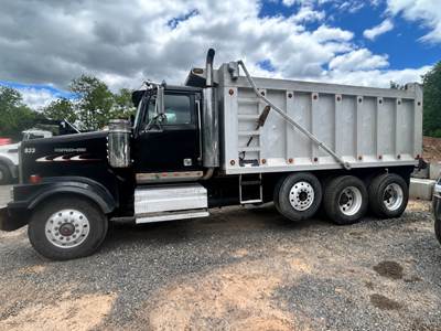 Western Star 4900FA Dump Truck