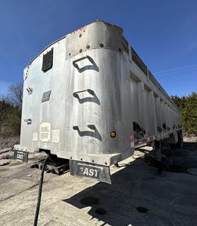East End Dump Trailer