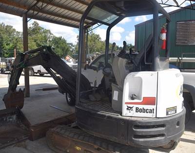 Bobcat E32 Excavator