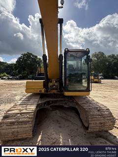 Caterpillar 320 Excavator