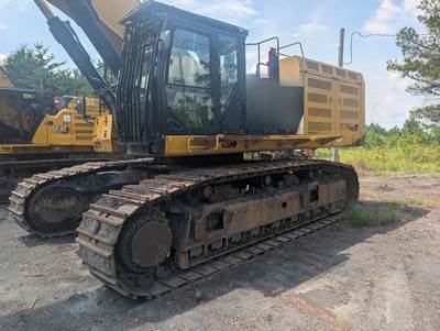 Caterpillar 390FL Excavator