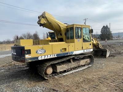 Gradall XL5200 Excavator
