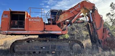 Hitachi EX1100 Excavator