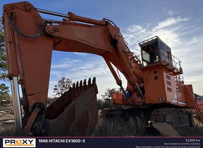 Hitachi EX1800-3 Excavator