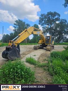 John Deere 230LC Excavator