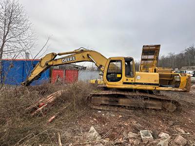 John Deere 330LC Excavator