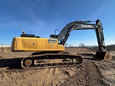John Deere 380G LC Excavator