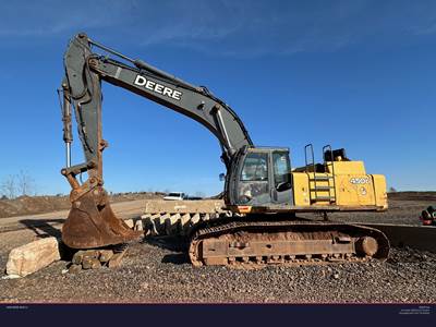 John Deere 450D LC Excavator