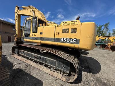John Deere 450LC Excavator