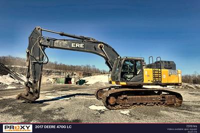 John Deere 470G LC Excavator