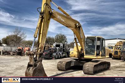 Komatsu PC200LC-7 Excavator