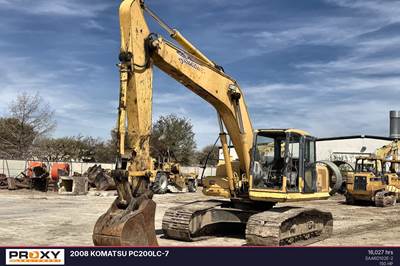 Komatsu PC200LC-7 Excavator