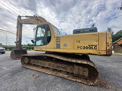 Komatsu PC300LC-6LC Excavator
