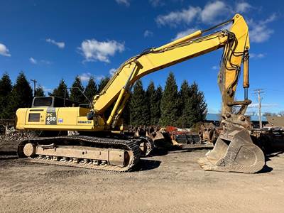Komatsu PC450 Excavator