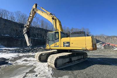 Komatsu PC490LC-10 Excavator
