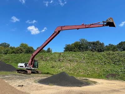 Link-Belt 240 X2 LF Excavator