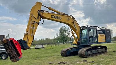 Prinoth Excavator