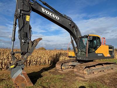 Volvo EC220EL Excavator