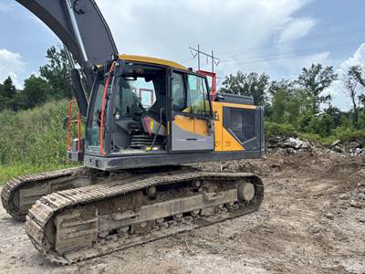Volvo EC300EL Excavator