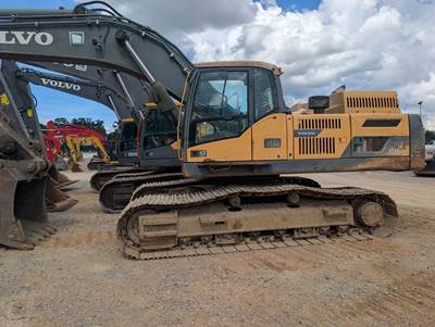 Volvo EC340DL Excavator