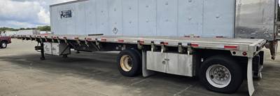 UTILITY 48x102 Flatbed Trailer