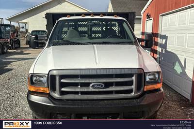 Ford F-350 Flatbed Truck
