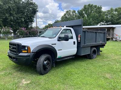Ford F-450 Flatbed Truck