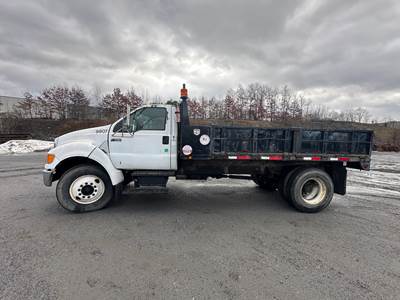 Ford F-750 Flatbed Truck