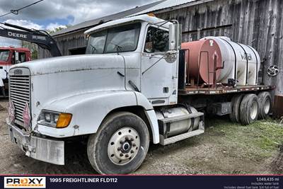 Freightliner FLD112 Flatbed Truck