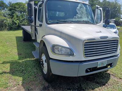 Freightliner M2 106 Flatbed Truck