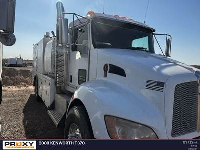 Kenworth T370 Fuel & Lube Truck