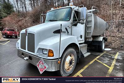 Kenworth Gasoline / Fuel Truck
