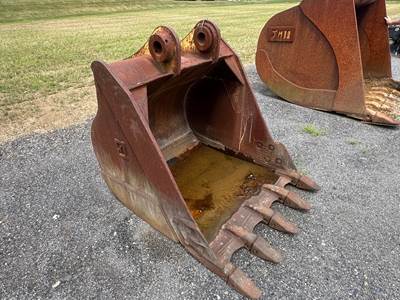 Caterpillar 48 Bucket